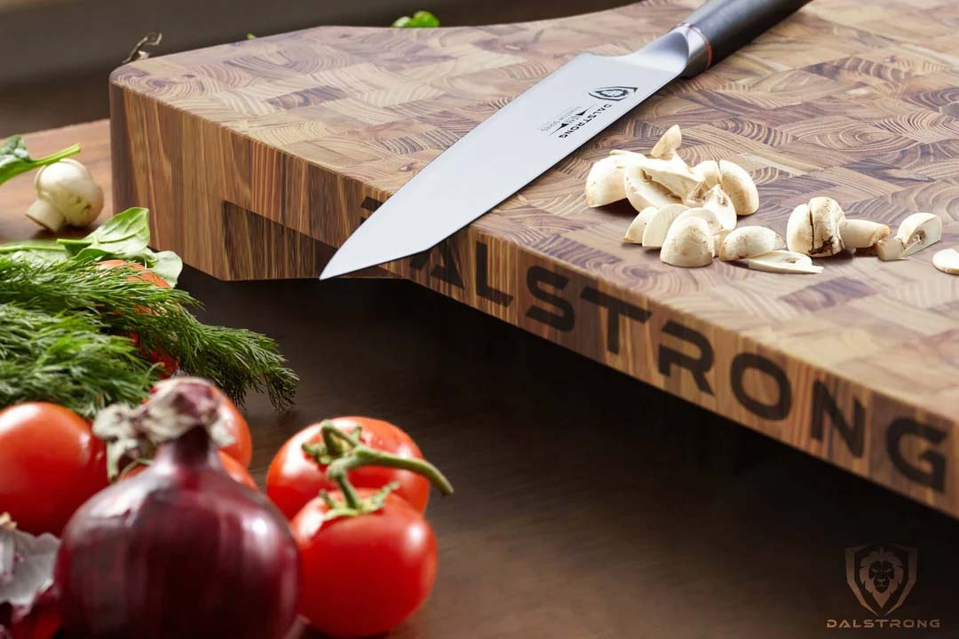 Lionswood Colossal Teak Cutting Board | Dalstrong © - Image 10